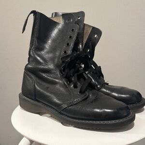 Rare vintage Dr Martens made in England Black Leather Boots 6 1980s